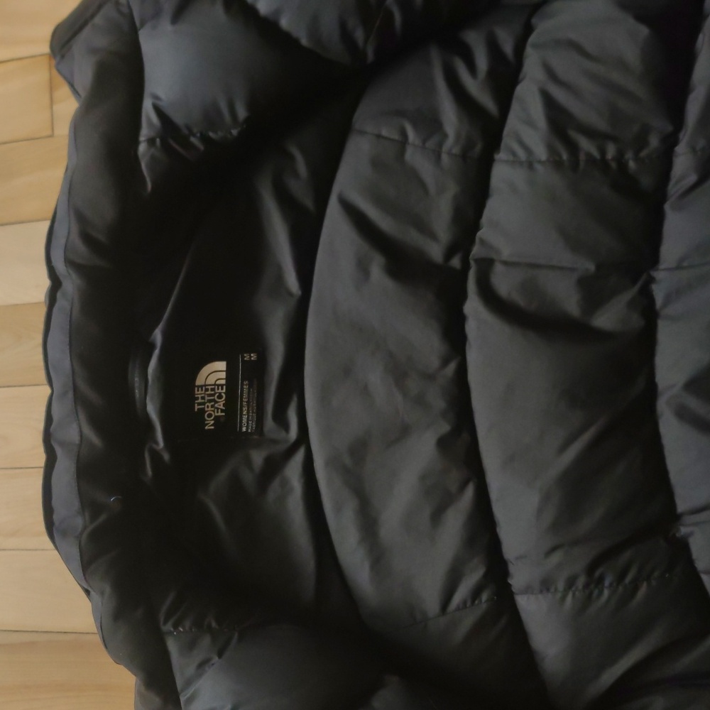 The North Face women's winter jacket - Picture 14 of 16